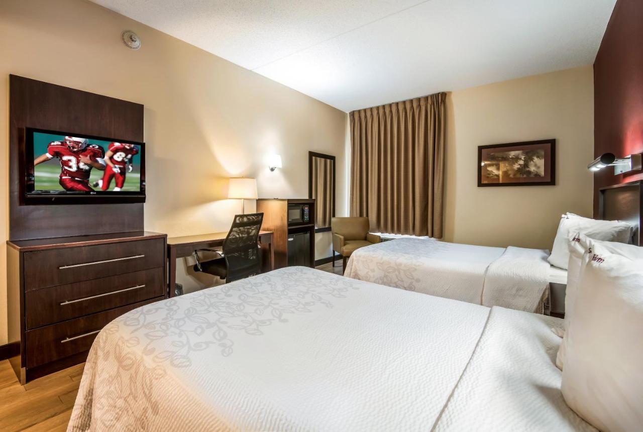 ווסטבורי Red Roof Plus Long Island - Garden City מראה חיצוני תמונה