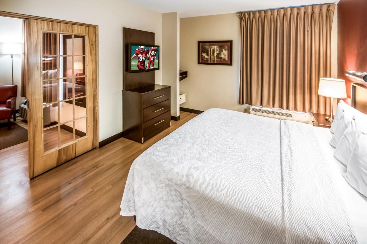 ווסטבורי Red Roof Plus Long Island - Garden City מראה חיצוני תמונה